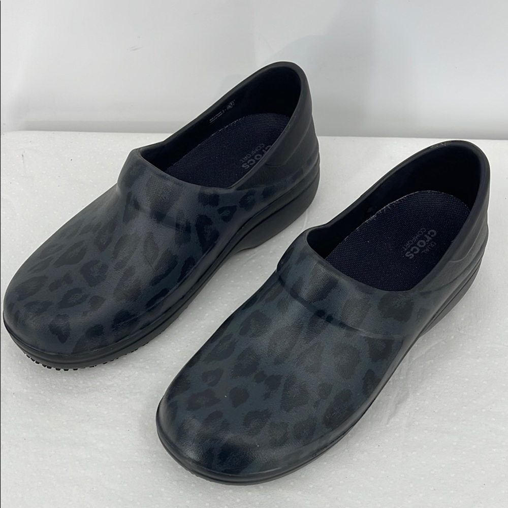 Crocs Women's Black Leopard Shoes SIZE 9